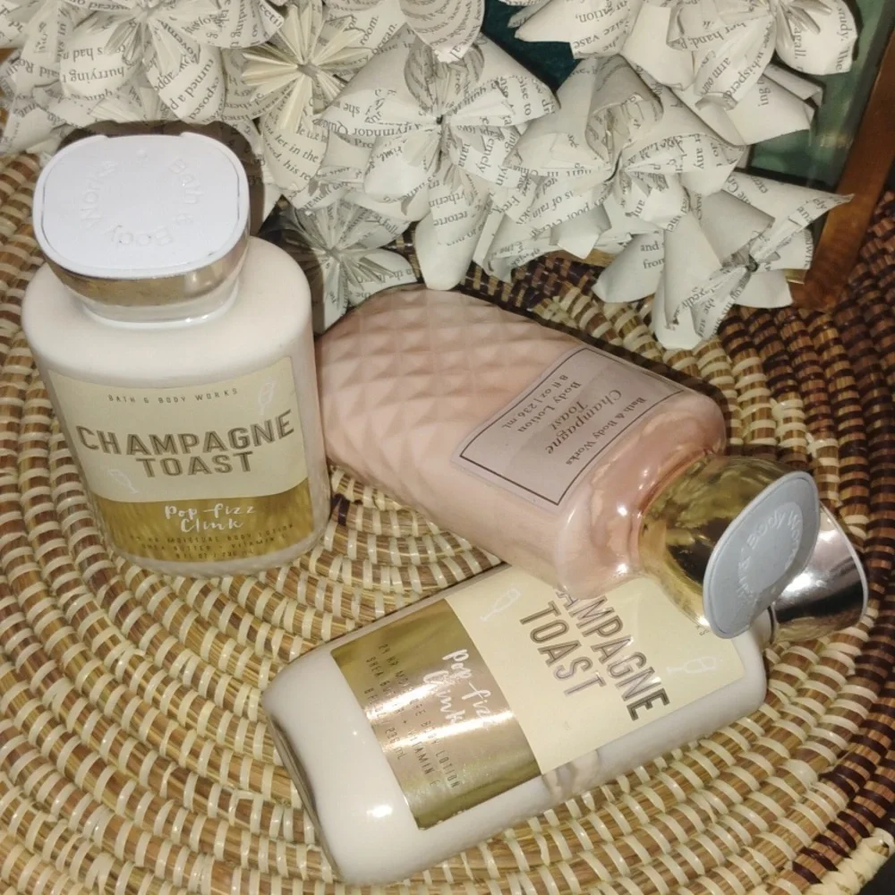 Bath & Body Works Champagne Toast Body Lotion Set of 3 Bottles - Picture 4 of 6